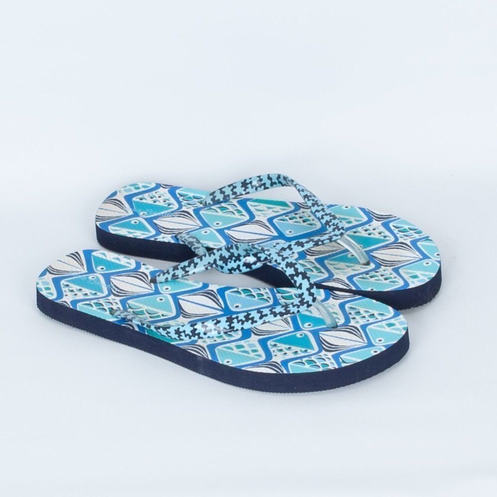 Vera‎ Bradley Go Fish Blue Flip Flop Size 7-8